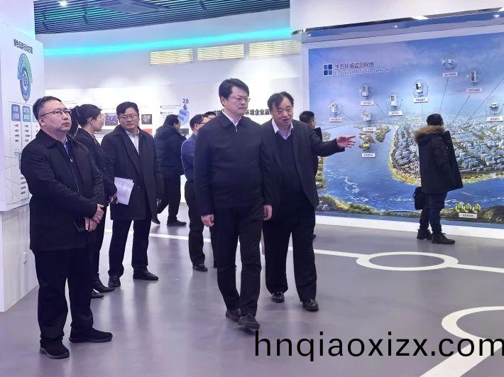 1739867445343159.jpg A20.2.jpg